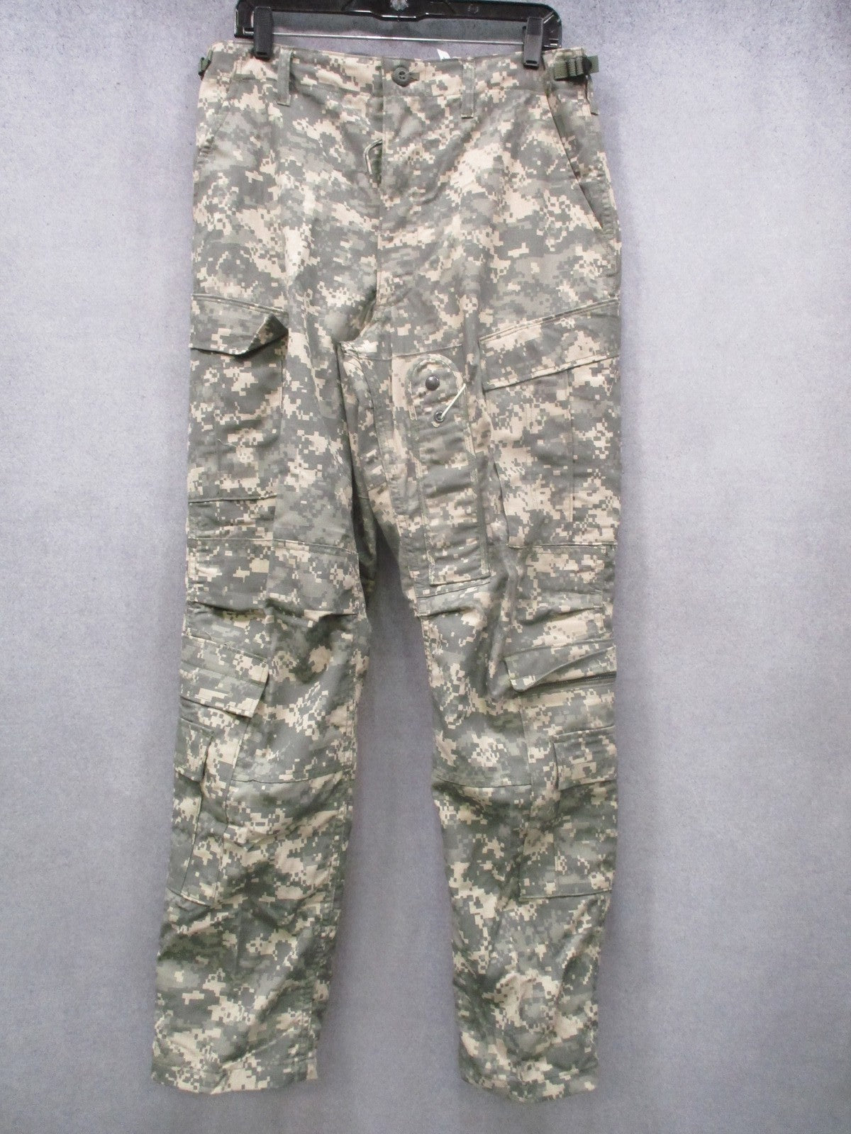 US Military Aircrew Combat Pants UCP Digital Camo Medium Reg 8415-01-526-9758