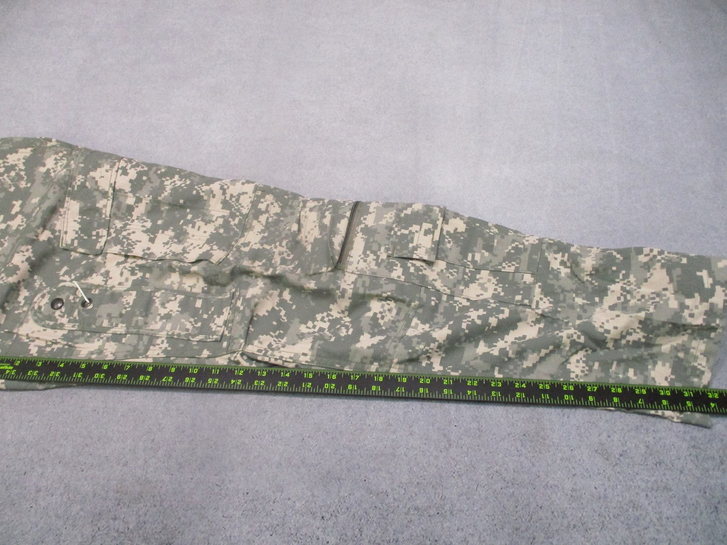 US Military Aircrew Combat Pants UCP Digital Camo Medium Reg 8415-01-526-9758