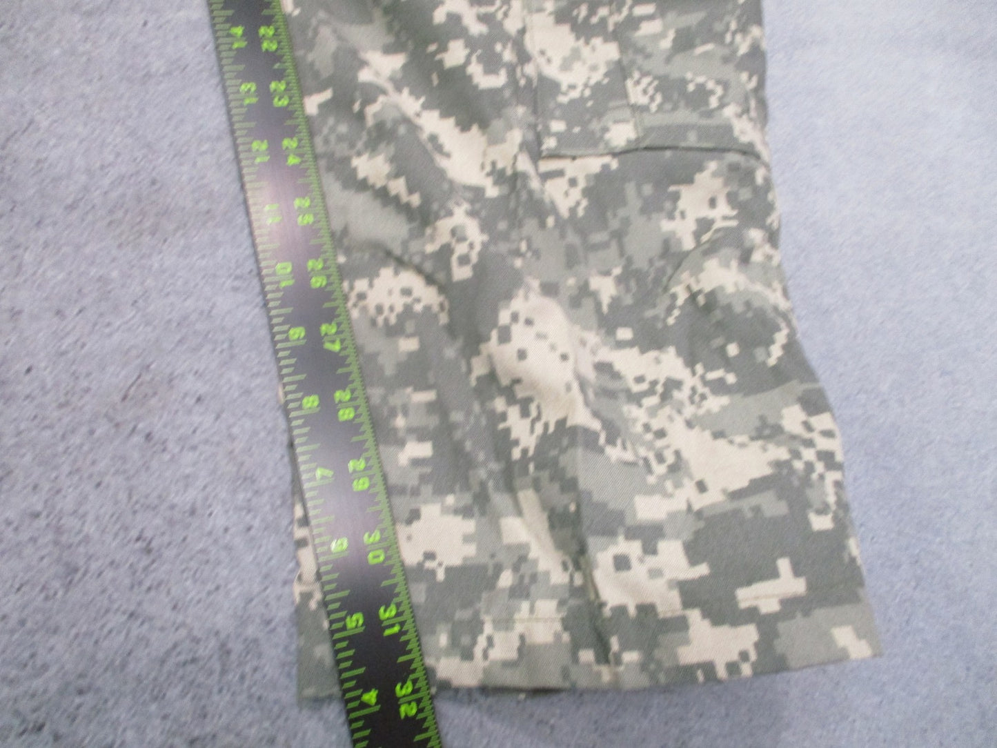 US Military Aircrew Combat Pants UCP Digital Camo Medium Reg 8415-01-526-9758