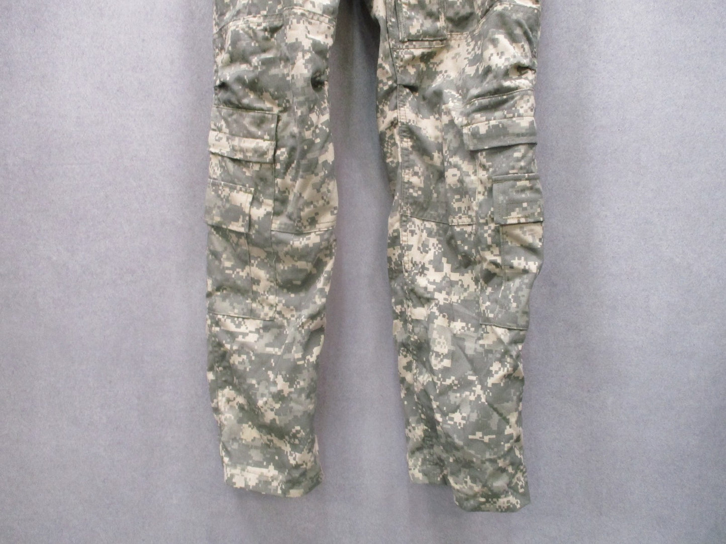 US Military Aircrew Combat Trousers Medium Long Flame Resistant ACU Camo Pants