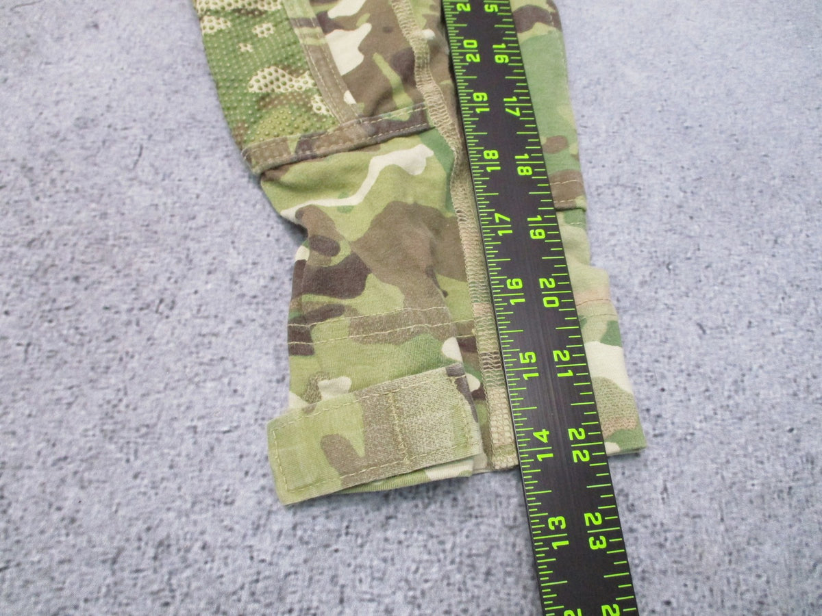 US Army Combat Shirt Flame Resistant Multicam Size M NSN 8415-01-580-4853
