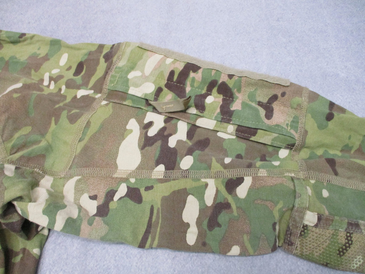 US Army Combat Shirt Flame Resistant Multicam Size M NSN 8415-01-580-4853