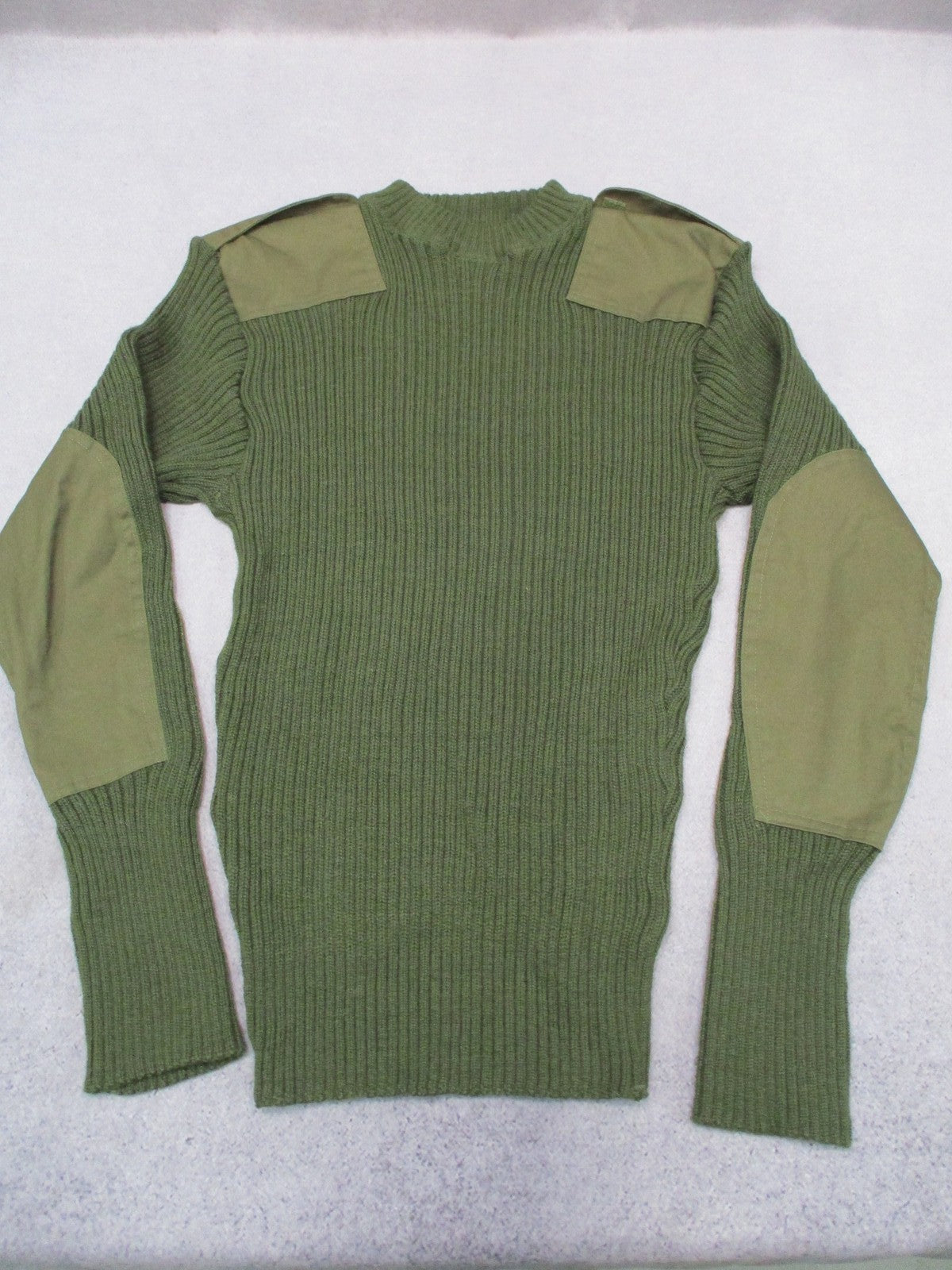 USMC Wool Commando Sweater OD Green Size 42 Epaulettes NSN 8405-01-496-9816