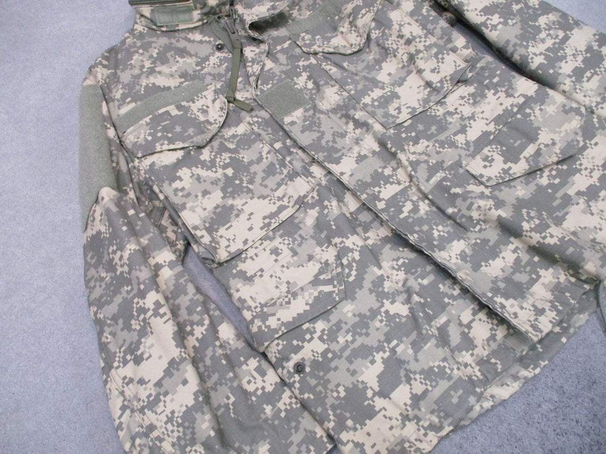 USGI M65 M-65 UCP Cold Weather Field Coat XS Short Golden Mfg 8415-01-521-2219