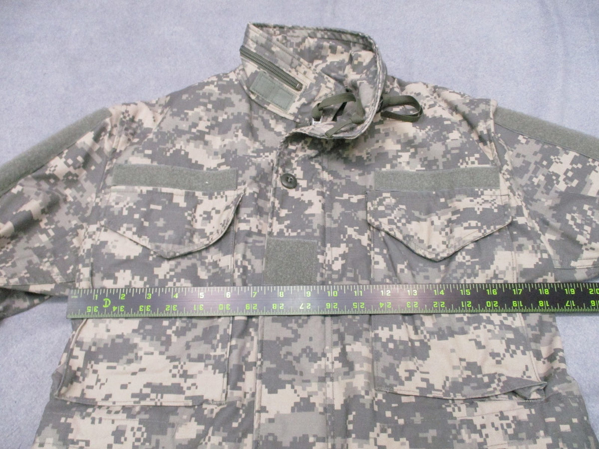 USGI M65 M-65 UCP Cold Weather Field Coat XS Short Golden Mfg 8415-01-521-2219