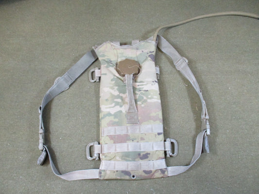 US Military MOLLE II Hydration System Carrier MultiCam w/ Source Tube & Valve