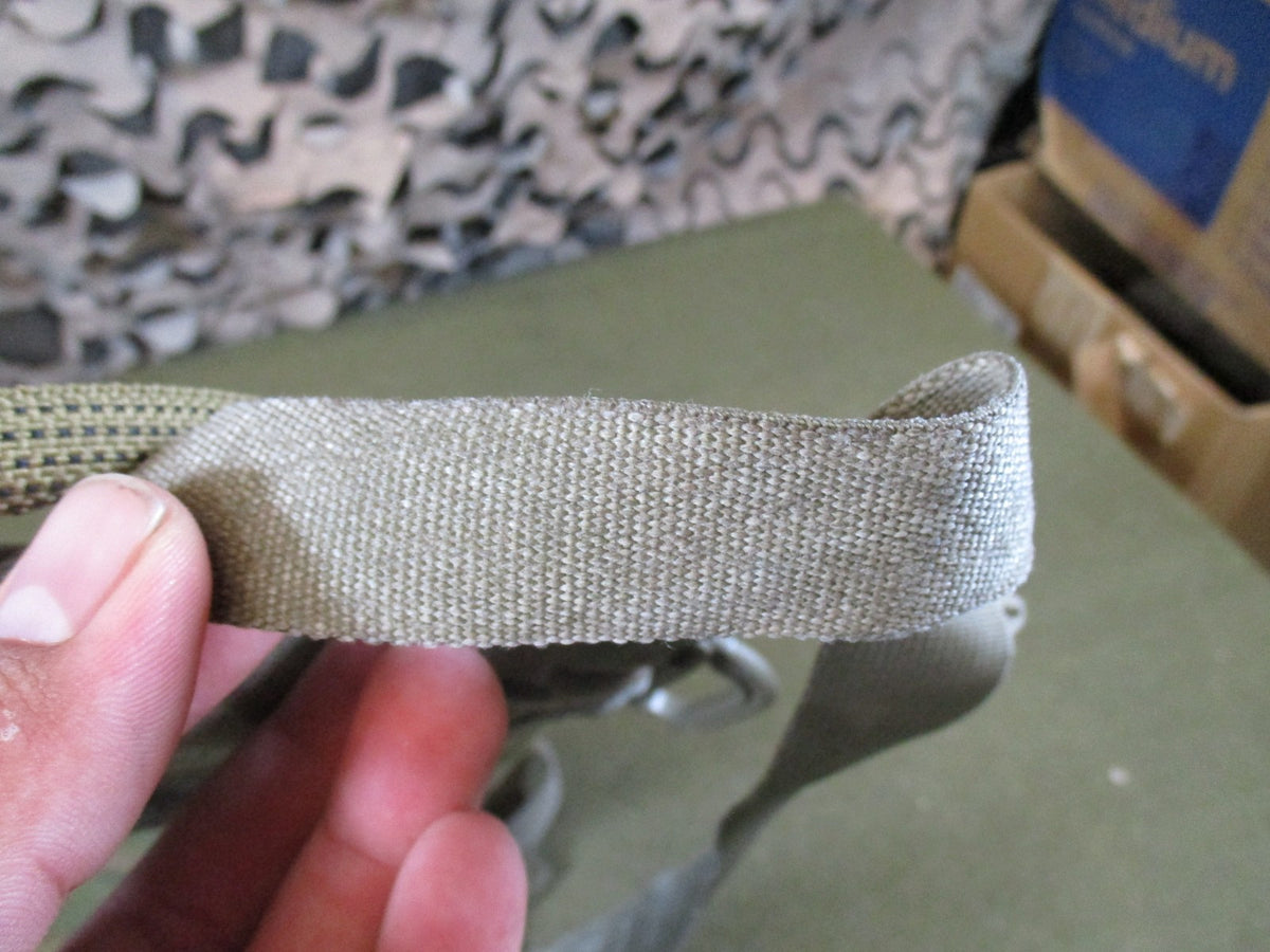 US Military MOLLE II Hydration System Carrier MultiCam w/ Source Tube & Valve