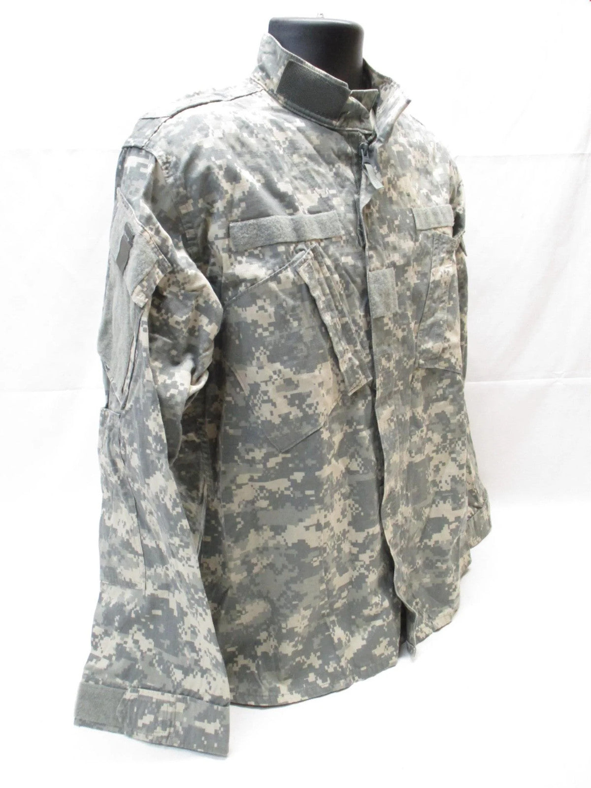 USED ARMY COAT ACU DIGITAL COMBAT UNIFORM SHIRT 50/50 MATERIAL UCP JACKET TOP