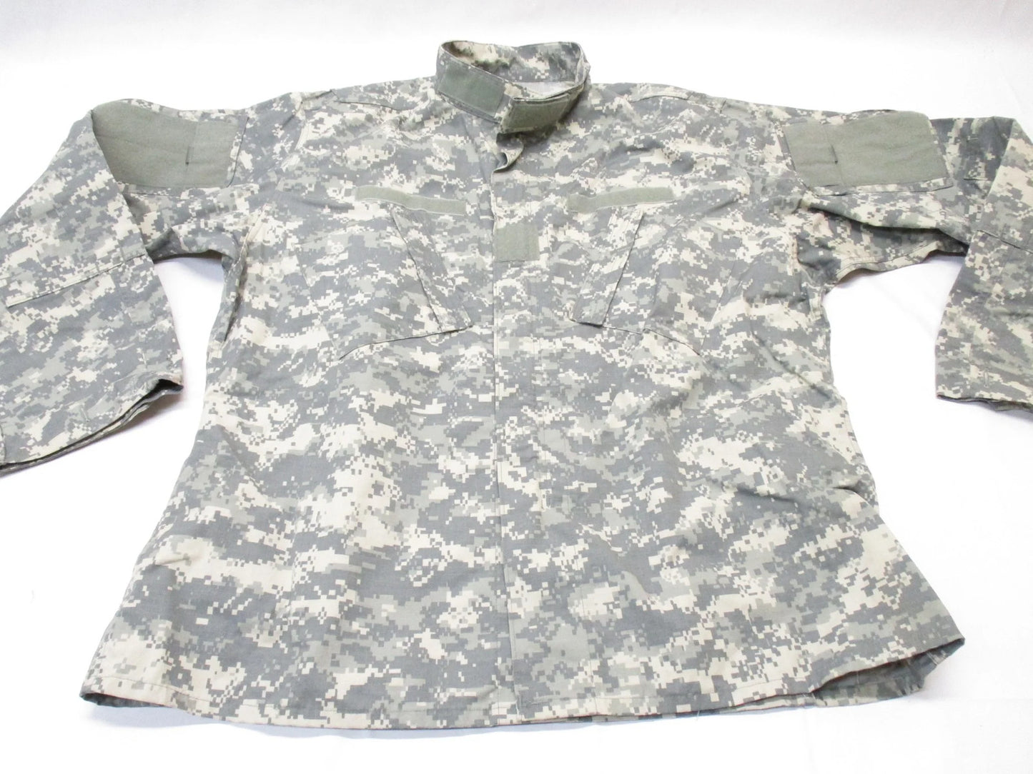 USED ARMY COAT ACU DIGITAL COMBAT UNIFORM SHIRT 50/50 MATERIAL UCP JACKET TOP