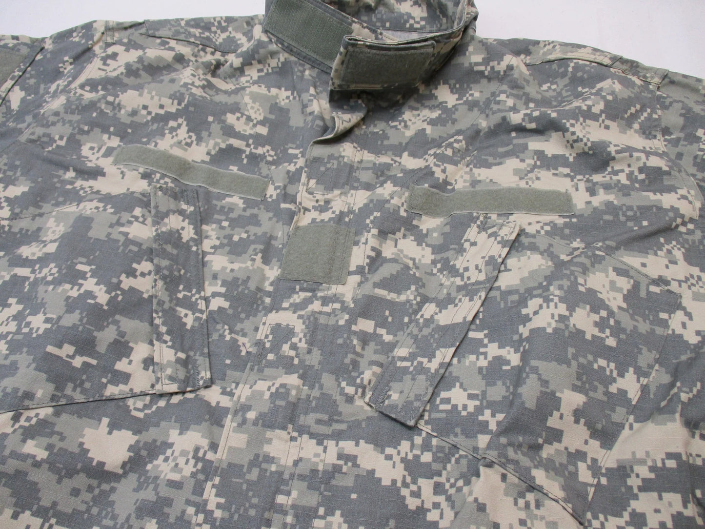 USED ARMY COAT ACU DIGITAL COMBAT UNIFORM SHIRT 50/50 MATERIAL UCP JACKET TOP