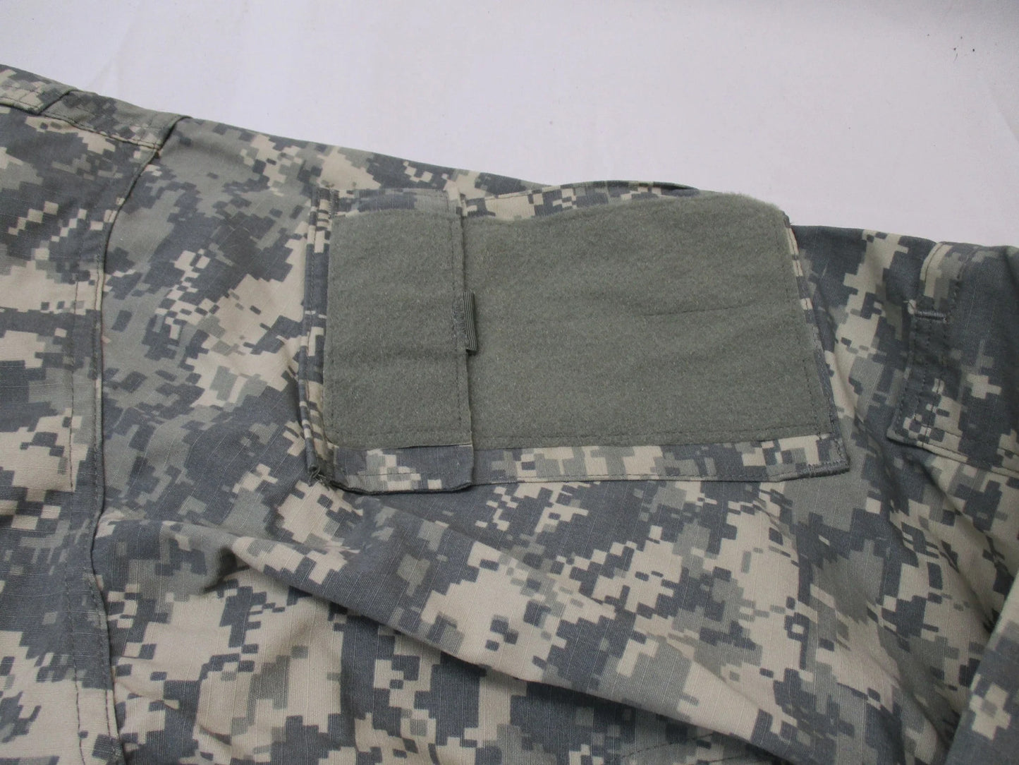 USED ARMY COAT ACU DIGITAL COMBAT UNIFORM SHIRT 50/50 MATERIAL UCP JACKET TOP