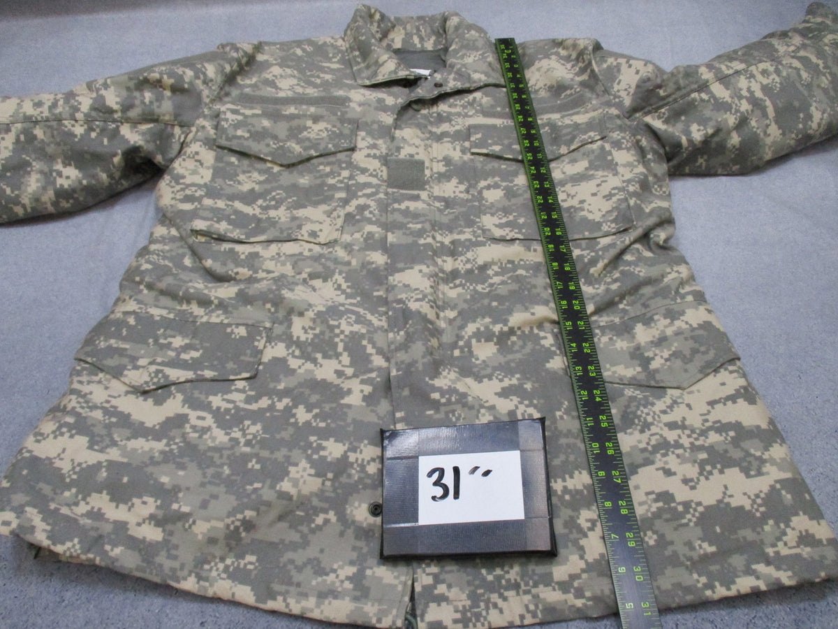 Propper ACU Digital Camo Cold Weather Coat Jacket Medium Regular Insulated Liner