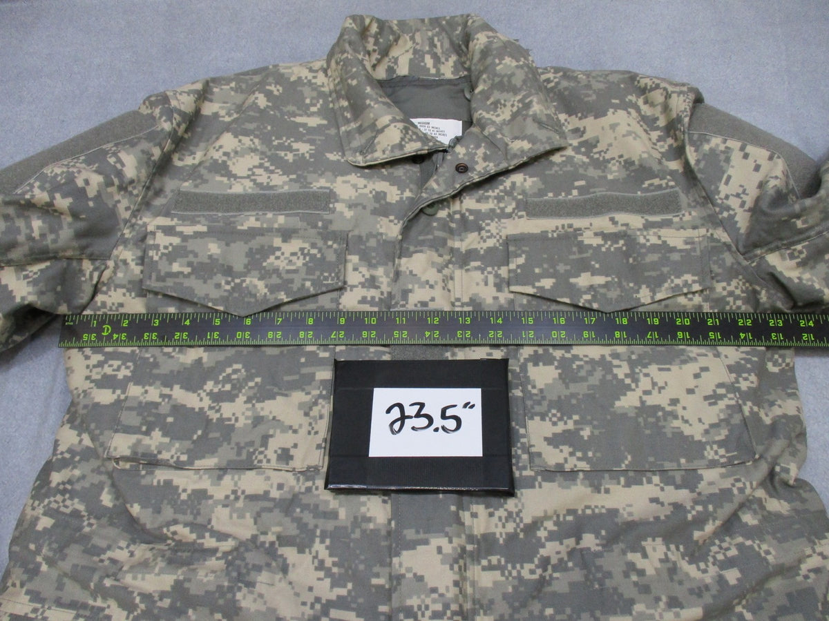 Propper ACU Digital Camo Cold Weather Coat Jacket Medium Regular Insulated Liner