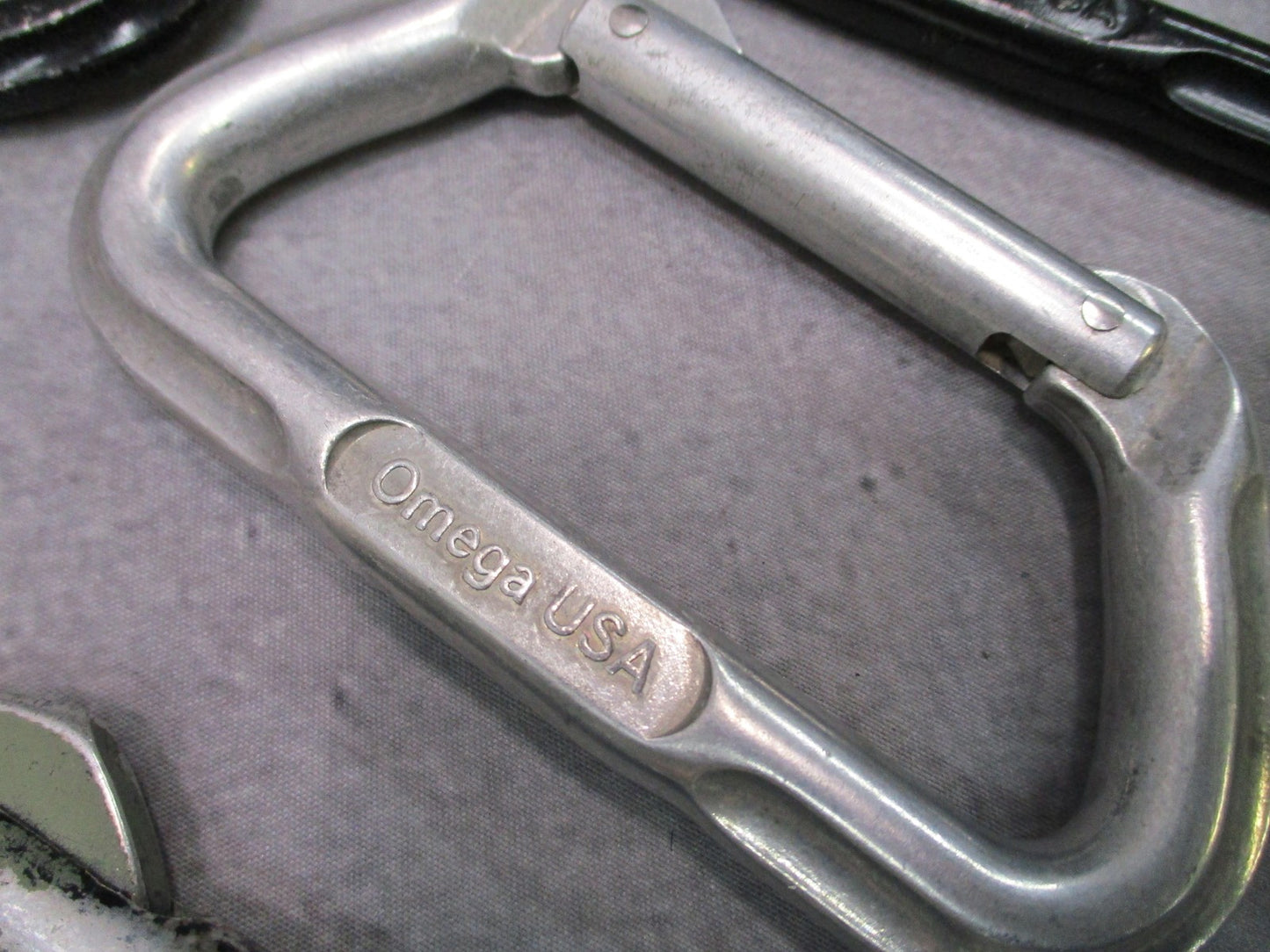 Mixed Lot of 17 Climbing Carabiners DMM Petzl Omega Kong Assorted Used & New