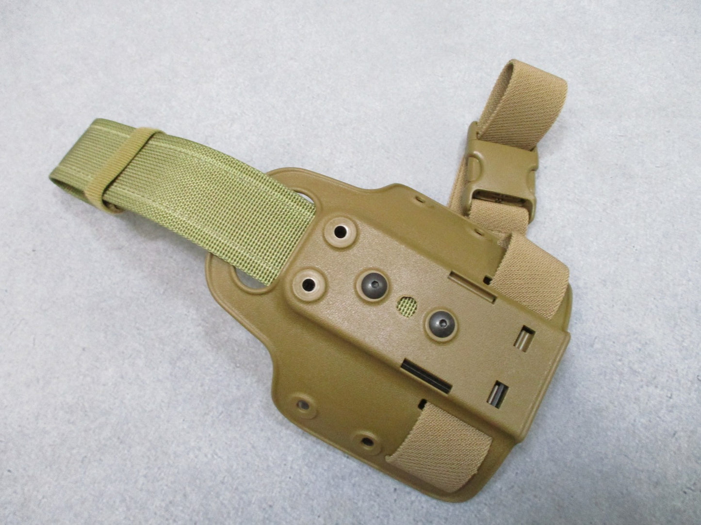 Safariland 6004 Tactical Leg Shroud Coyote Brown Injection Molded Holster Mount
