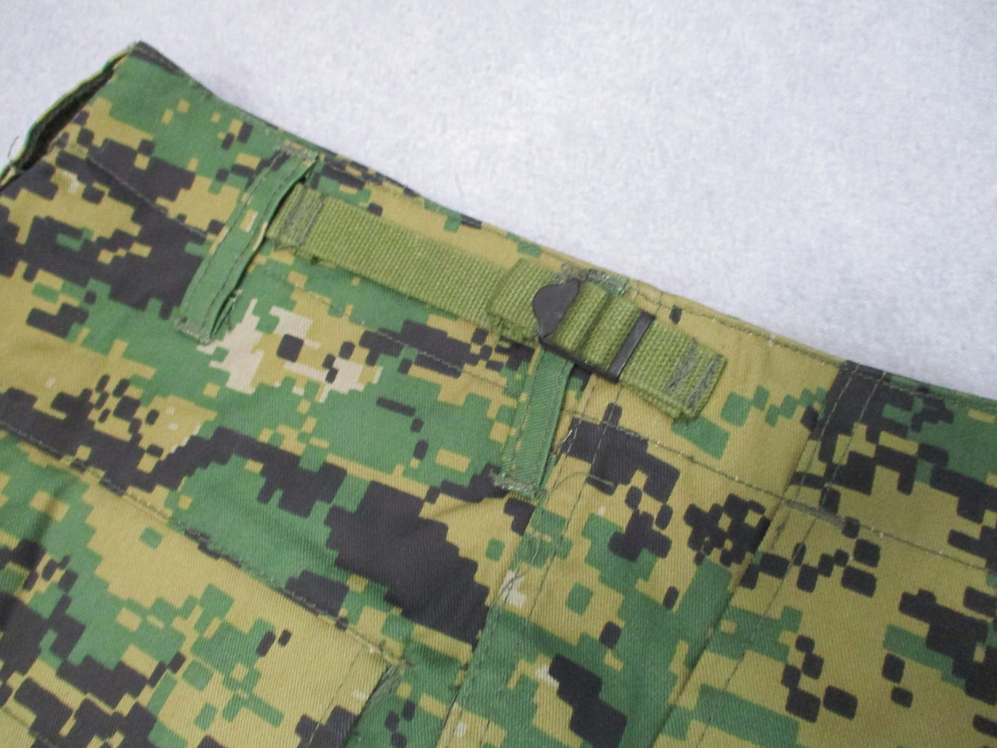 New Fox Endurance Men's BDU Pants Woodland Digital Camo Size Small Long