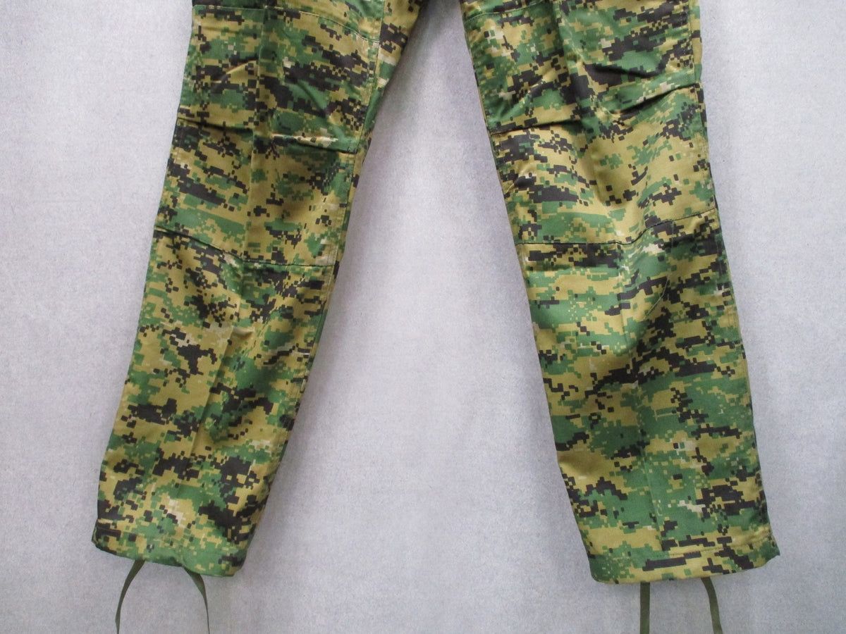 New Fox Endurance Men's BDU Pants Woodland Digital Camo Size Small Long