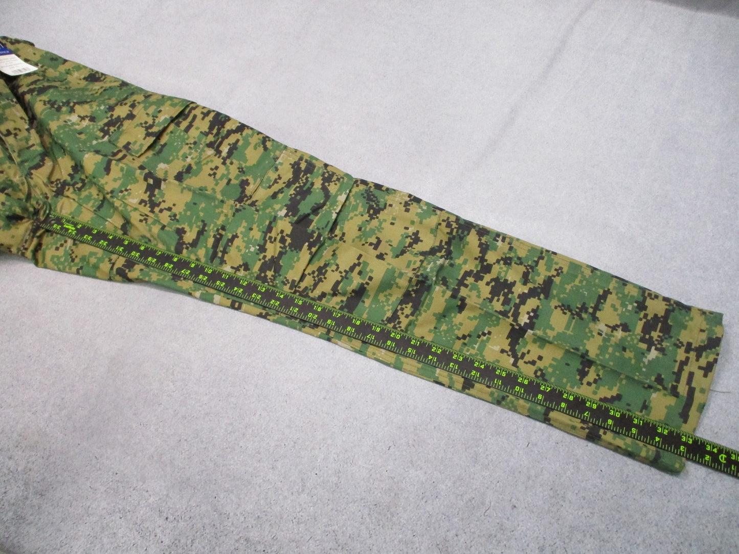 New Fox Endurance Men's BDU Pants Woodland Digital Camo Size Small Long