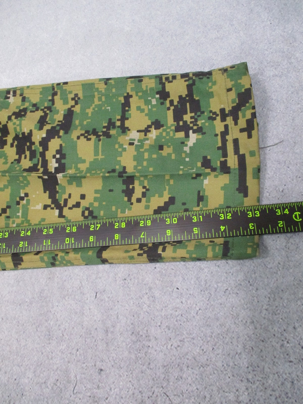 New Fox Endurance Men's BDU Pants Woodland Digital Camo Size Small Long
