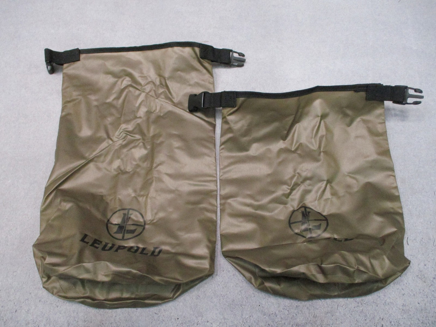 Leupold GO DRY 4L 8L Waterproof Roll-Top Gear Bags 2-Pack NOS 172612 172613
