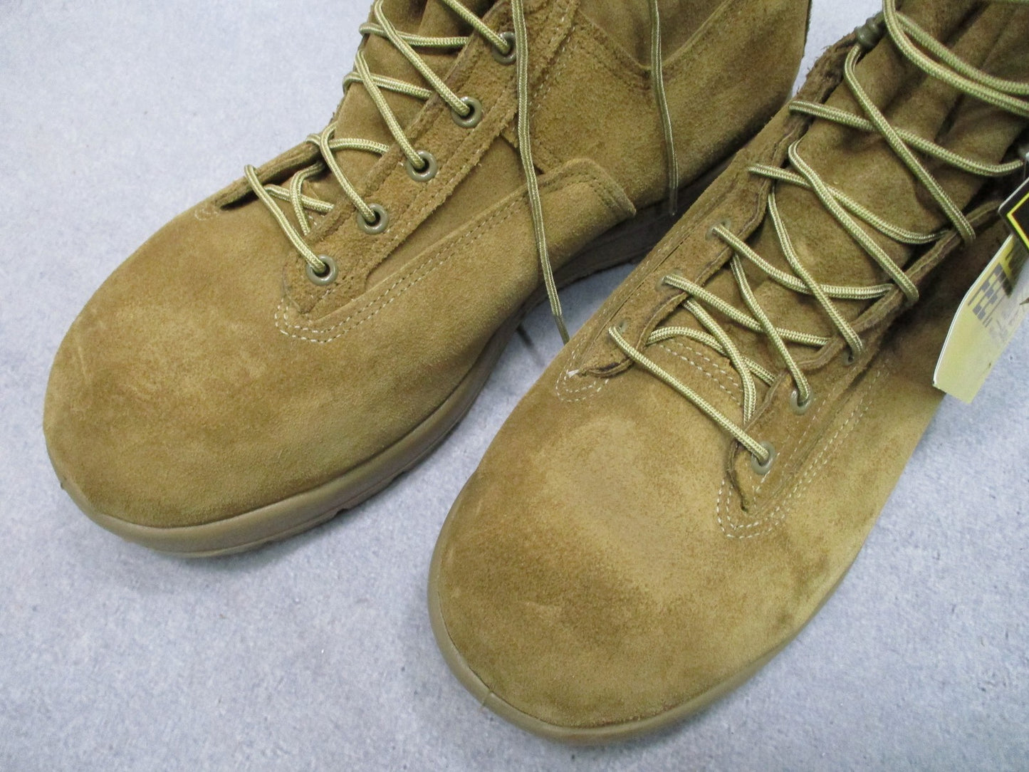 New Belleville C755 Extreme Cold Weather Boots Tan Suede GORE-TEX Size 13W USA