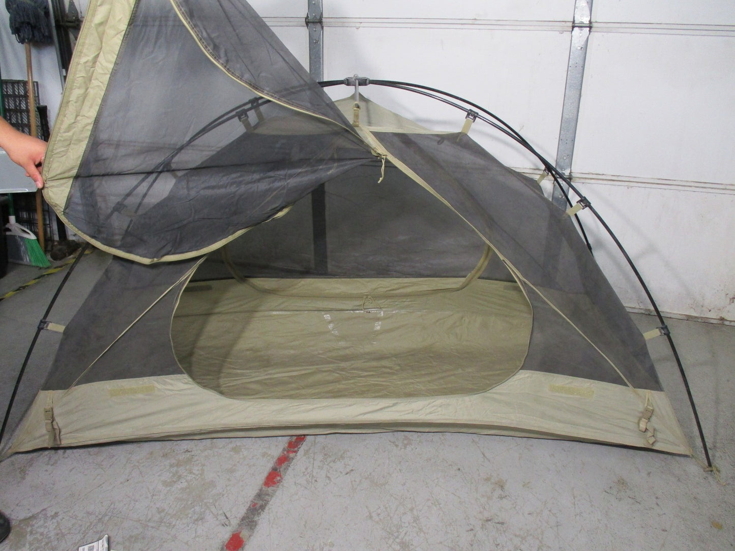 Army USGI Litefighter 1 Tent OCP Multicam One Man Shelter Fiberglass Poles Used