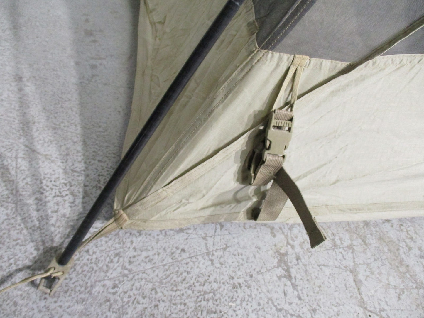 Army USGI Litefighter 1 Tent OCP Multicam One Man Shelter Fiberglass Poles Used