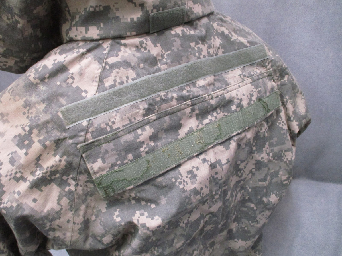 US Military FREE System EWOL Jacket UCP Digital Camo Nomex Size Small Regular