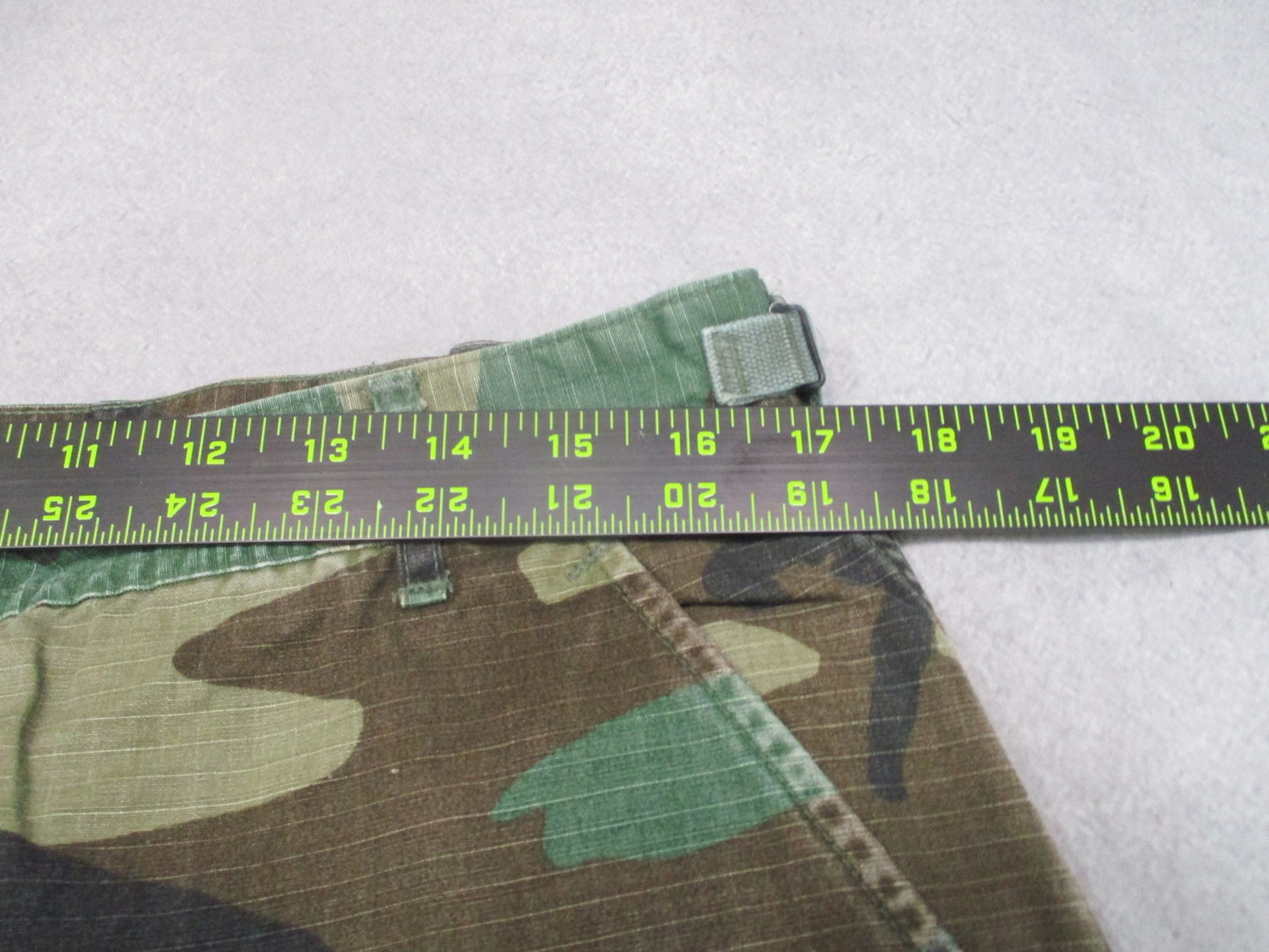 Vintage US Military Woodland Camo BDU Pants Trousers Medium Regular 100% Cotton
