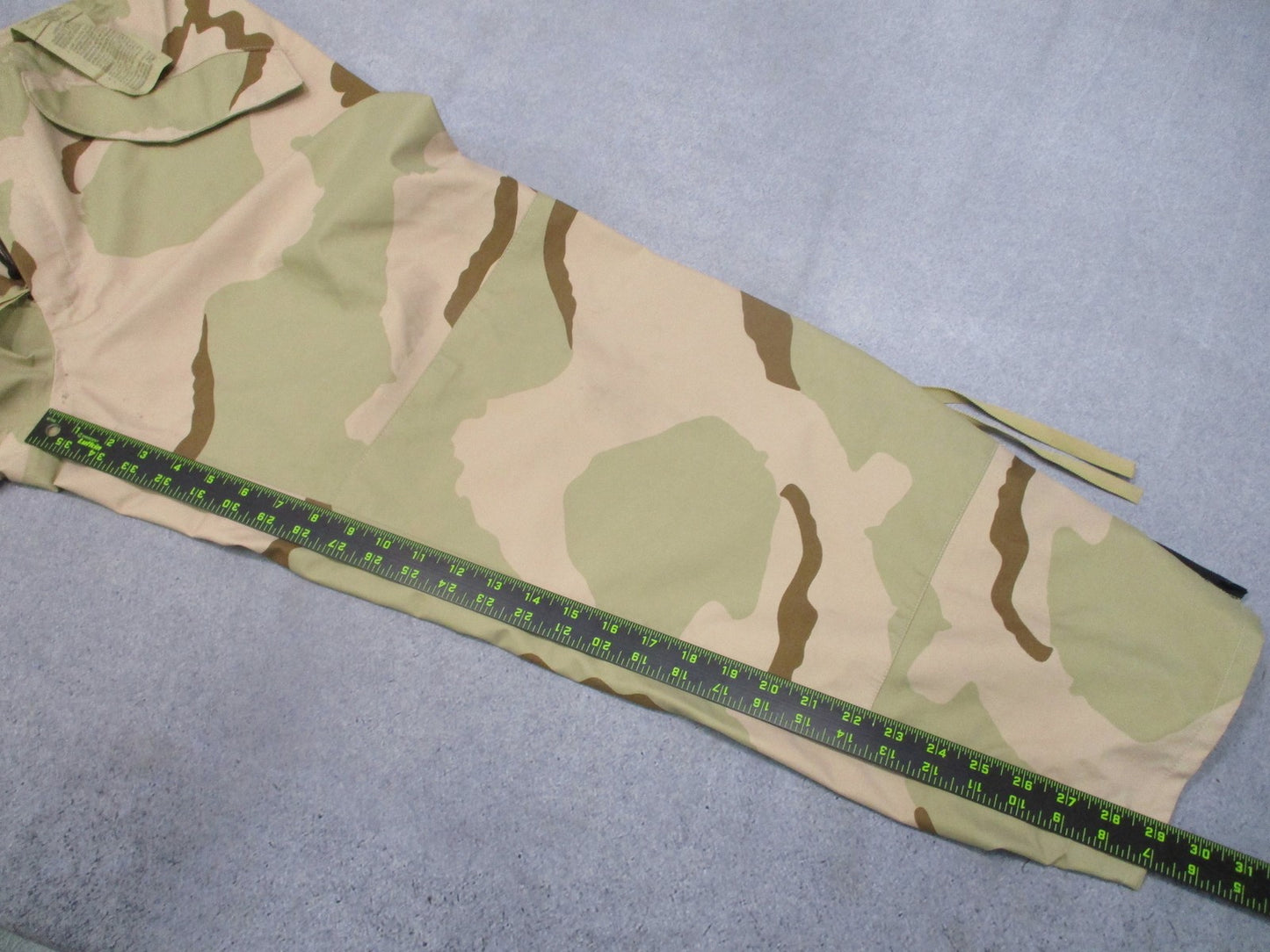 US Military ECWCS Gen II Gore-Tex Trousers Desert Camo Medium Regular Waterproof
