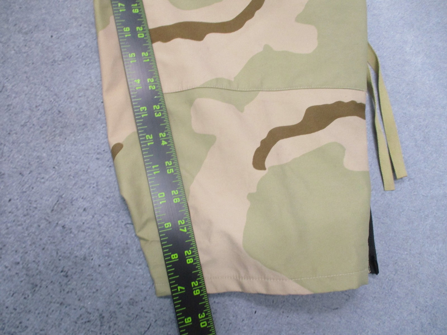 US Military ECWCS Gen II Gore-Tex Trousers Desert Camo Medium Regular Waterproof