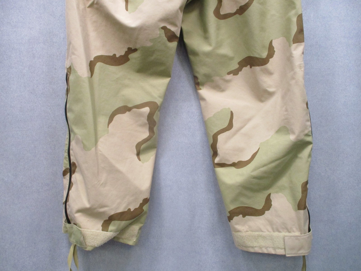 US Military ECWCS Gen II Gore-Tex Trousers Desert Camo Medium Regular Waterproof