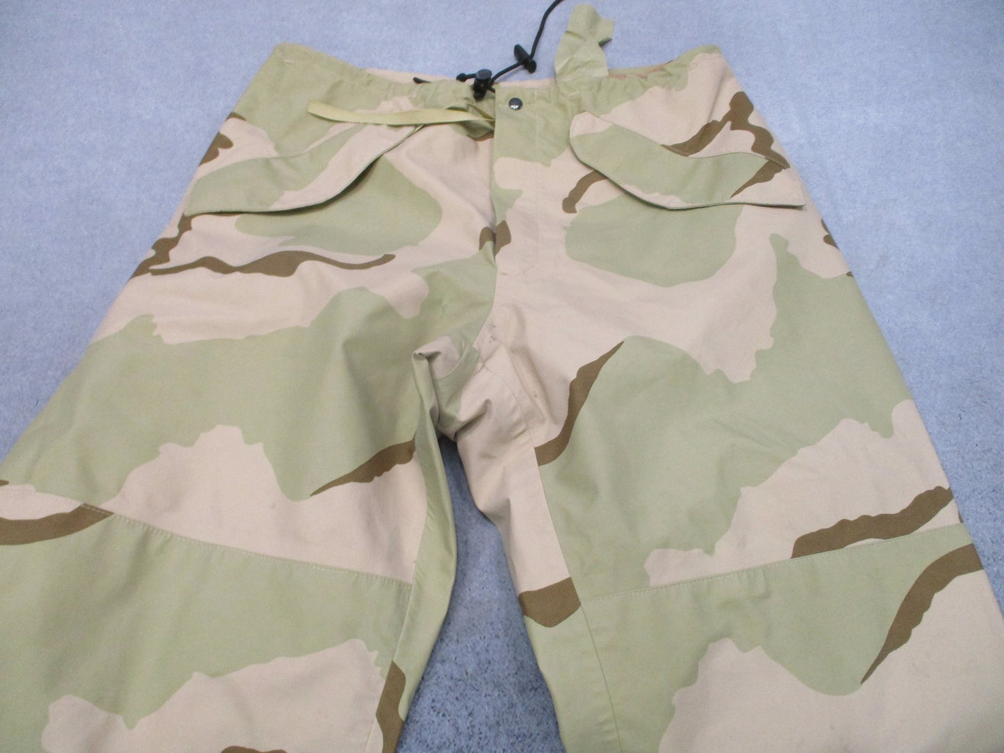 US Military ECWCS Gen II Gore-Tex Trousers Desert Camo Medium Regular Waterproof