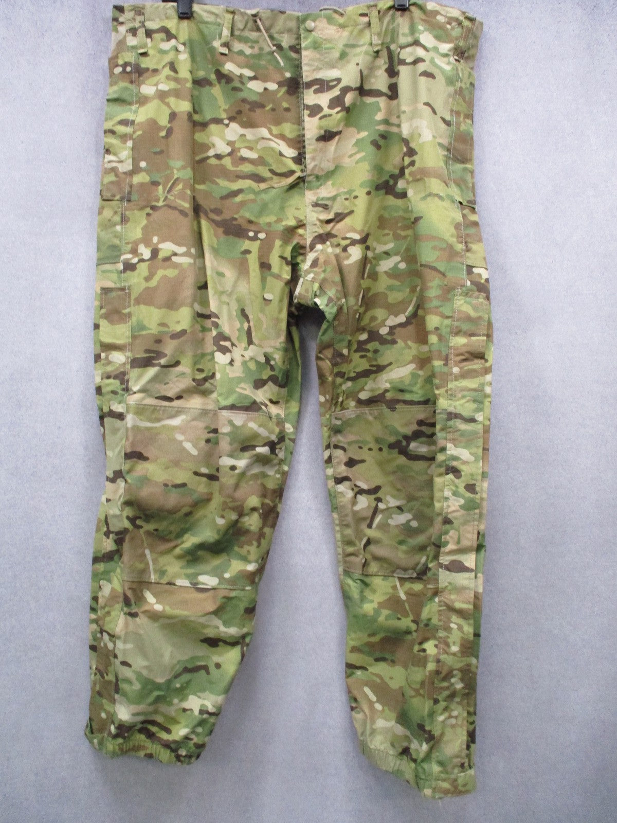USGI ECWCS Gen III L6 Gore-Tex Trousers Multicam Large Regular 8415-01-580-2497