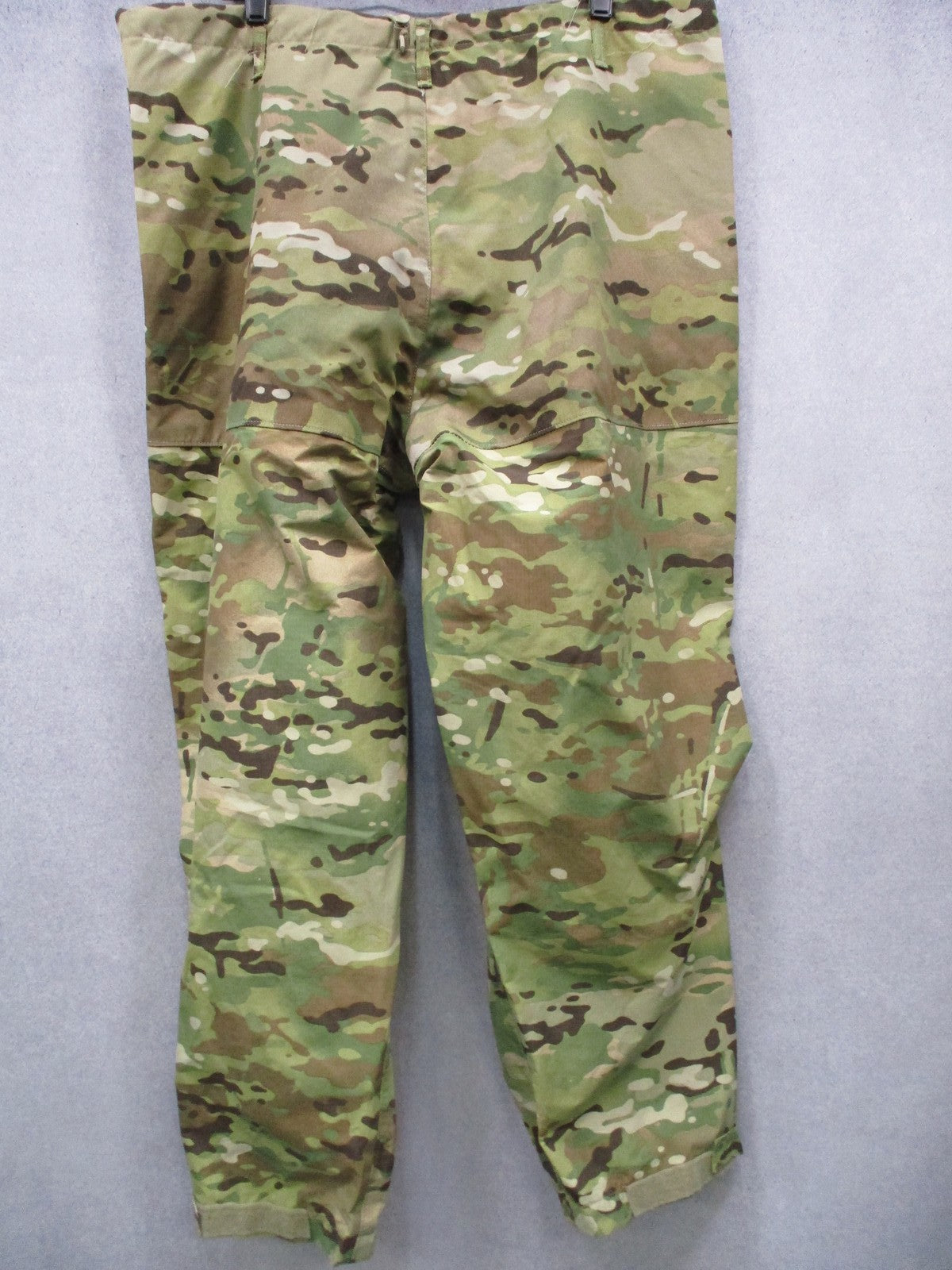 USGI ECWCS Gen III L6 Gore-Tex Trousers Multicam Large Regular 8415-01-580-2497