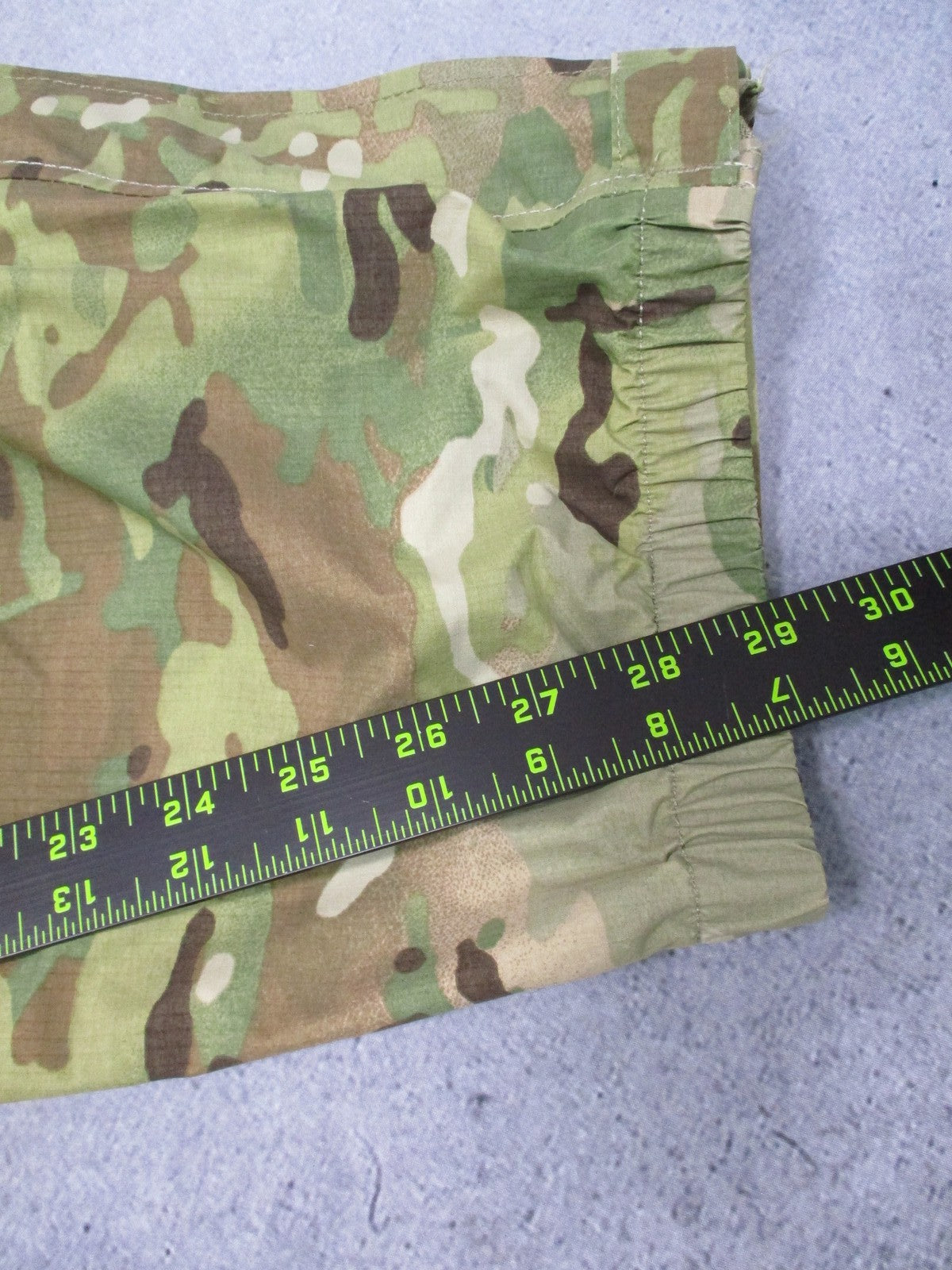 USGI ECWCS Gen III L6 Gore-Tex Trousers Multicam Large Regular 8415-01-580-2497