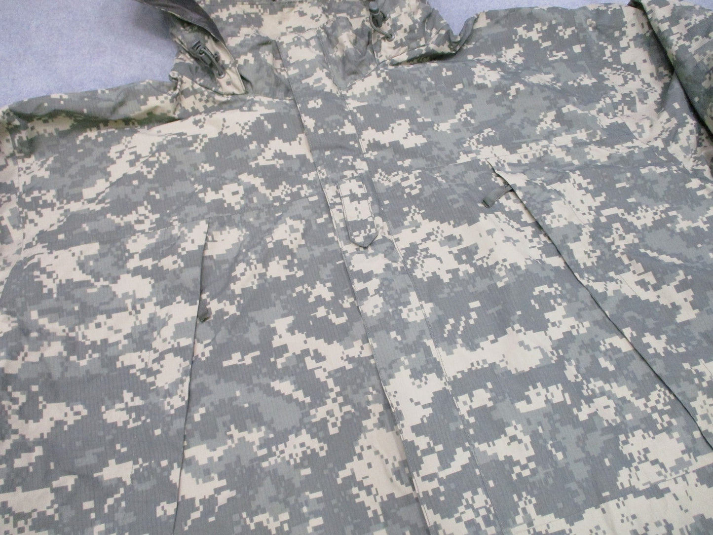 US Army ECWCS Gen III Level 6 Jacket UCP Digital Camo Waterproof Shell XXL-L