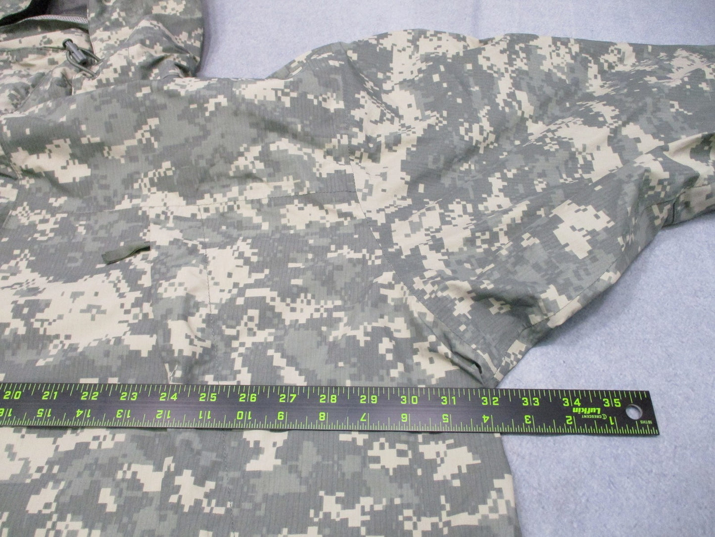US Army ECWCS Gen III Level 6 Jacket UCP Digital Camo Waterproof Shell XXL-L