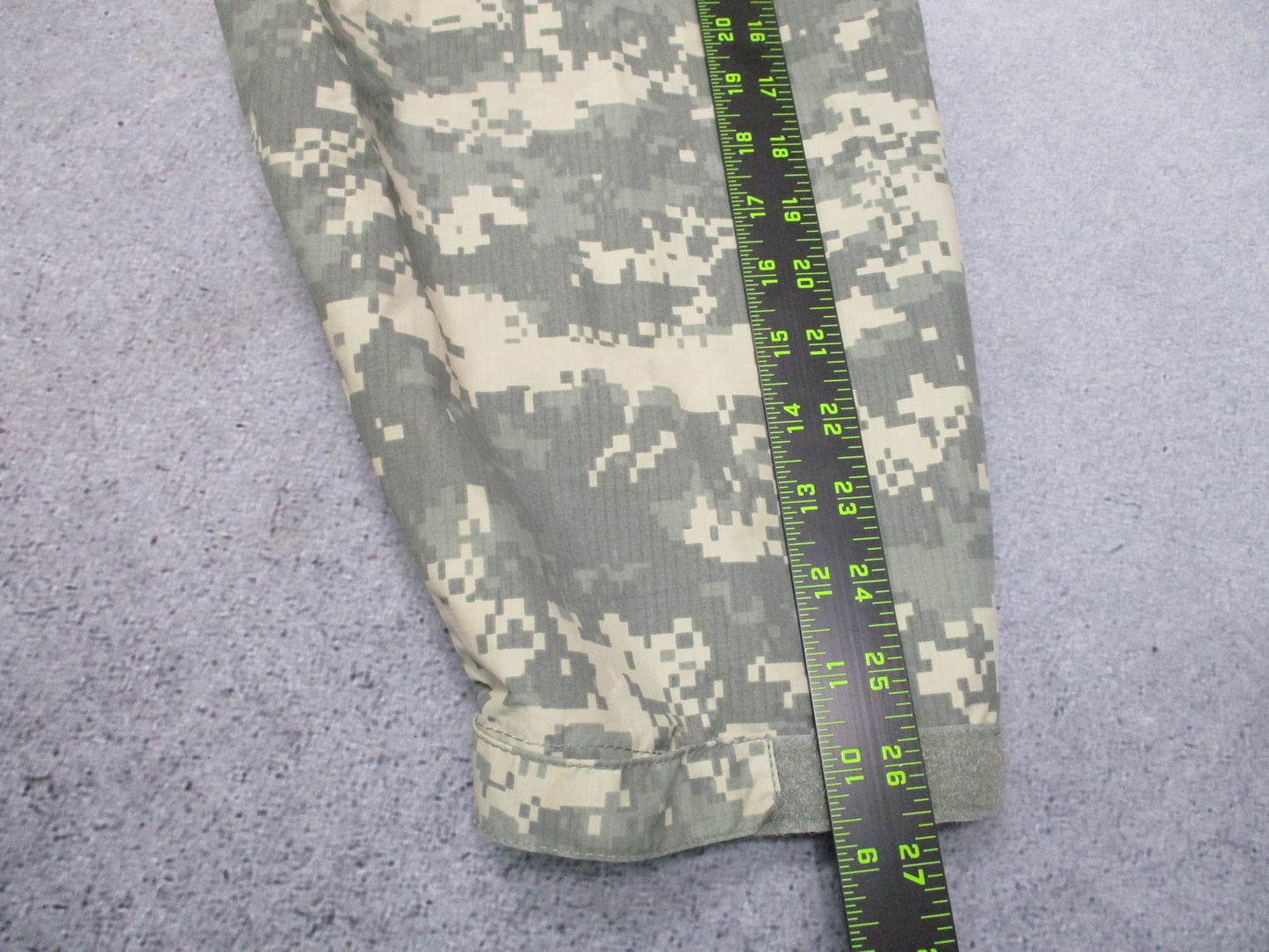 US Army ECWCS Gen III Level 6 Jacket UCP Digital Camo Waterproof Shell XXL-L