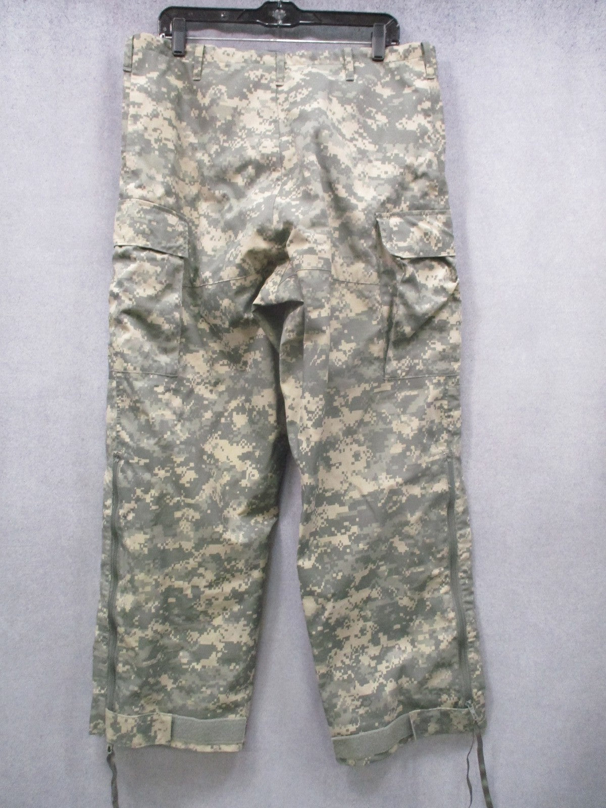 USGI Army ECWCS Gen II Cold Weather UCP Trousers Medium Regular 8415-01-526-9062