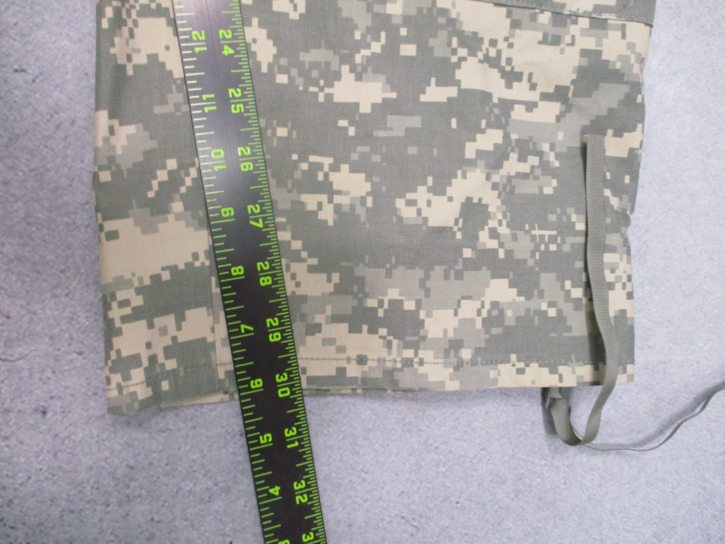 USGI Army ECWCS Gen II Cold Weather UCP Trousers Medium Regular 8415-01-526-9062