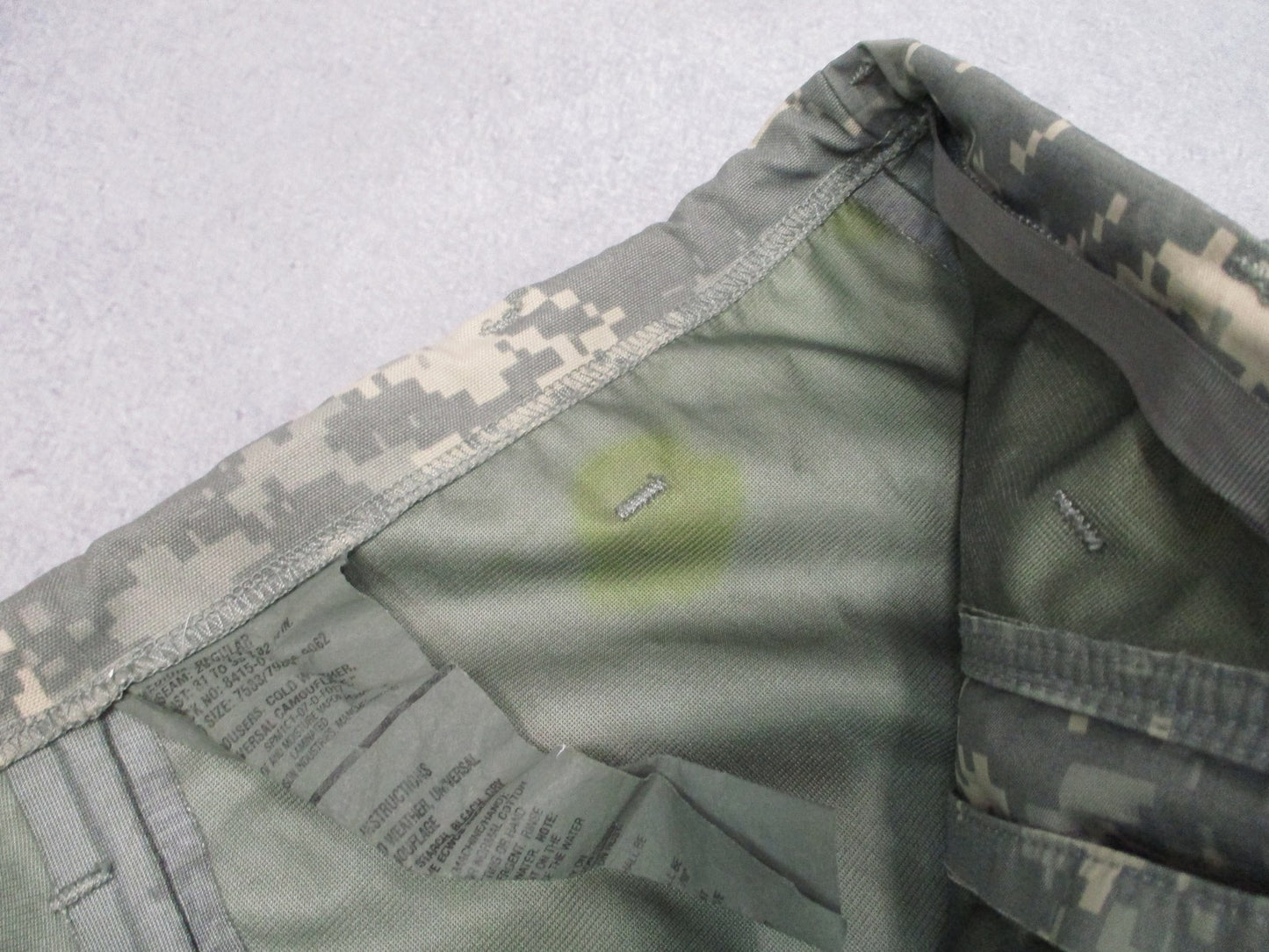 USGI Army ECWCS Gen II Cold Weather UCP Trousers Medium Regular 8415-01-526-9062
