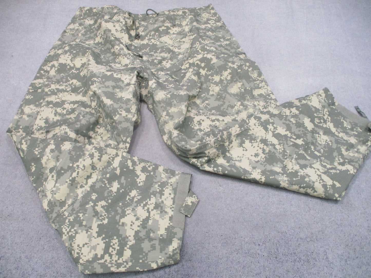 USGI ECWCS Gen III Level 6 Gore-Tex Trousers UCP Large Regular 8415-01-538-6677