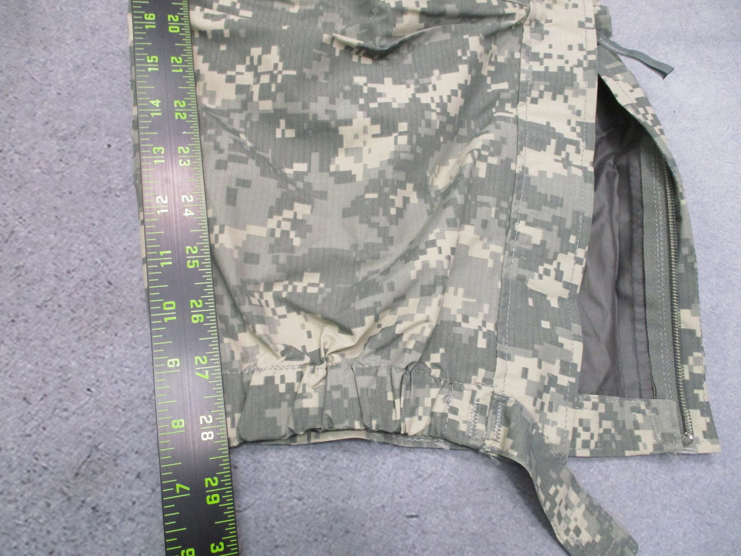 USGI ECWCS Gen III Level 6 Gore-Tex Trousers UCP Large Regular 8415-01-538-6677