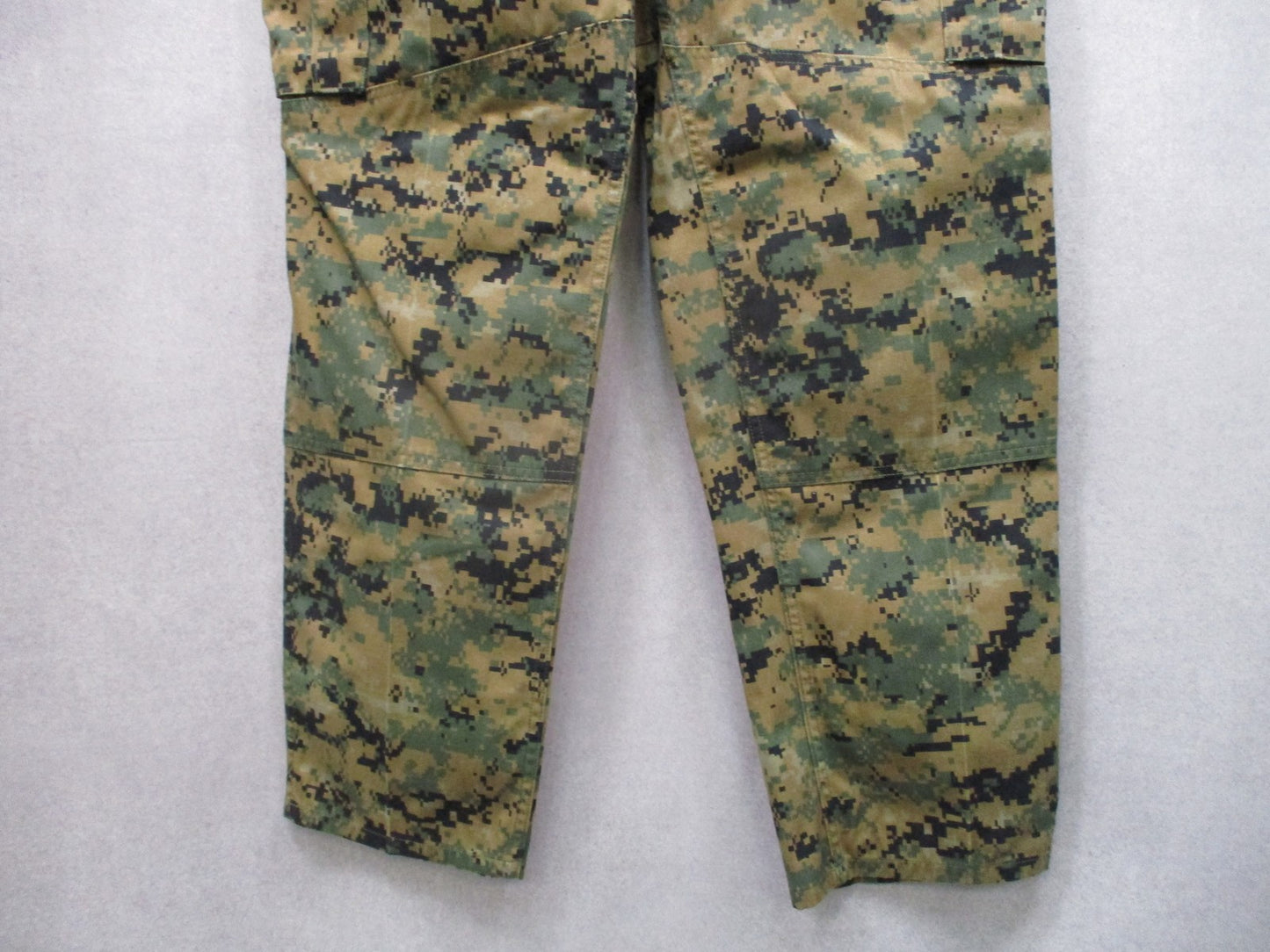USMC Woodland MARPAT MCCUU Combat Trousers Pants Medium Short Genuine Military