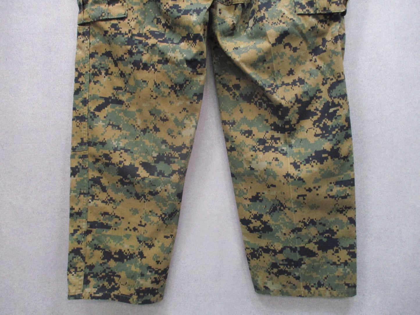 USMC Woodland MARPAT MCCUU Combat Trousers Pants Medium Short Genuine Military