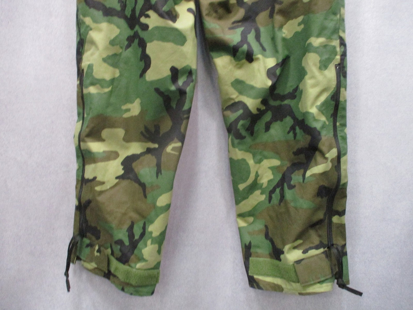 US Military Gore-Tex Trousers Woodland Camo Large Long ECWCS Waterproof Pants