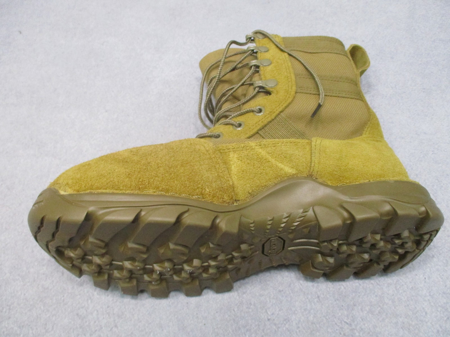Danner Rivot TFX 8" Coyote 1200G Boots Men's Size 6 R Made in USA Excellent
