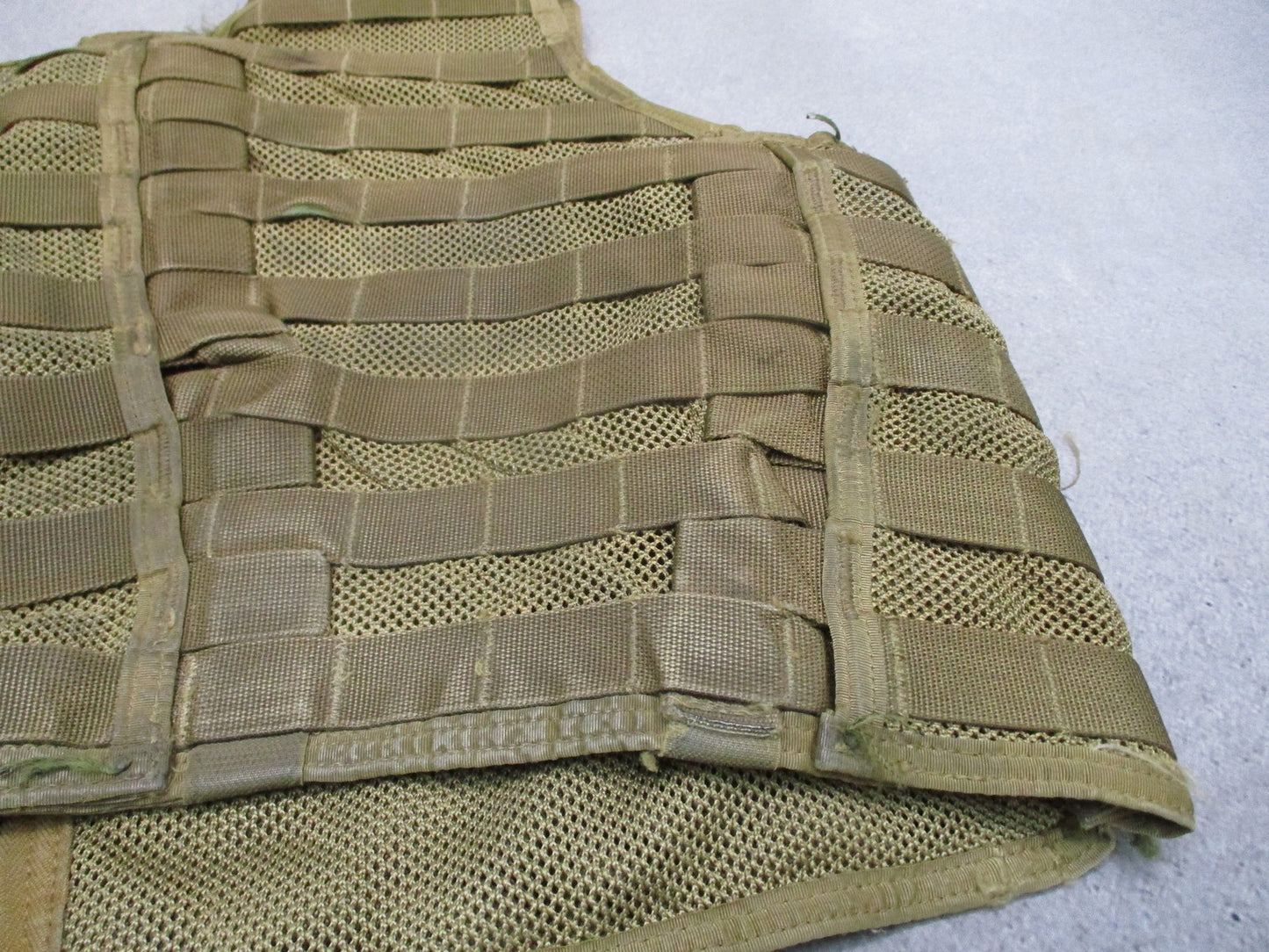 US Military Surplus CMU-36/P Survival Vest Tactical Mesh Molle Gear USMC Coyote