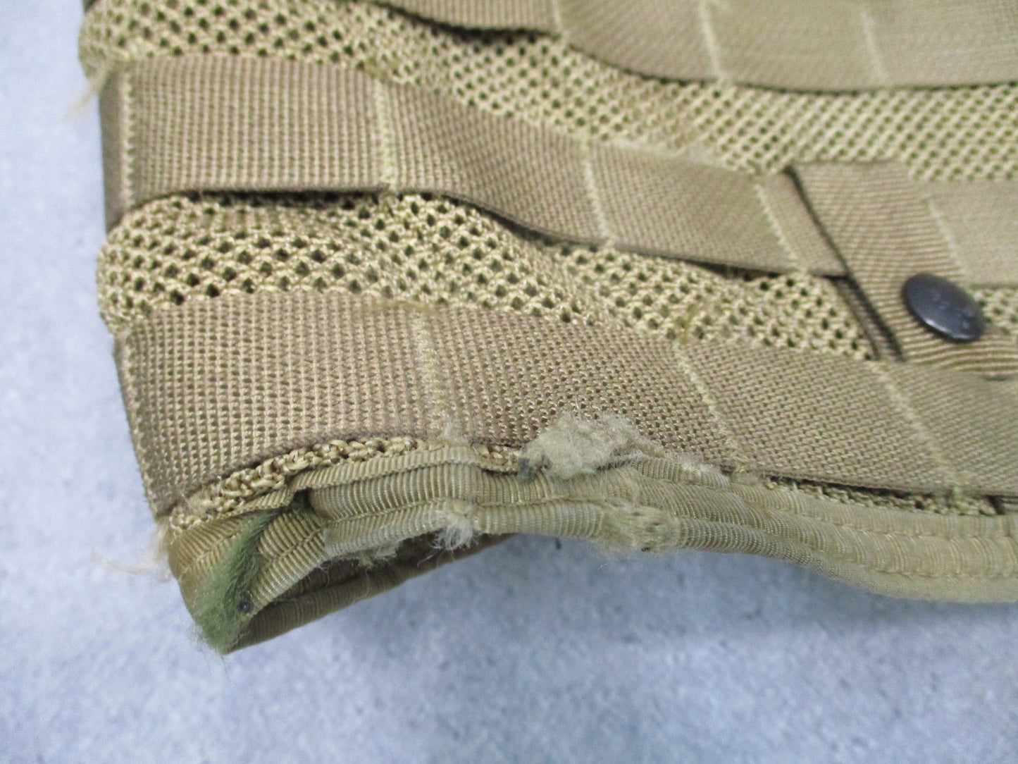 US Military Surplus CMU-36/P Survival Vest Tactical Mesh Molle Gear USMC Coyote